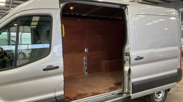 Ford Transit LWB L3H2 [SOLD CM] Medium Roof 350 Leader Side Door EURO 6 8