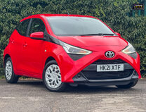 Toyota Aygo 1.0 VVT-i x-play Hatchback 5dr Petrol x-shift Euro 6 (Safety Sense) (71 ps) 2