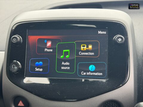 Toyota Aygo 1.0 VVT-i x-play Hatchback 5dr Petrol x-shift Euro 6 (Safety Sense) (71 ps) 19