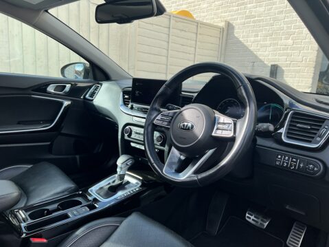 Kia Xceed 1.6 GDi 8.9kWh First Edition SUV 5dr Petrol Plug-in Hybrid DCT Euro 6 (s/s) 10