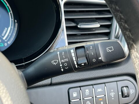 Kia Xceed 1.6 GDi 8.9kWh First Edition SUV 5dr Petrol Plug-in Hybrid DCT Euro 6 (s/s) 25