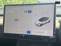 Tesla Model 3 (Sold) Standard Range Plus Saloon 4dr Electric Motor Auto RWD (241 bhp) 17