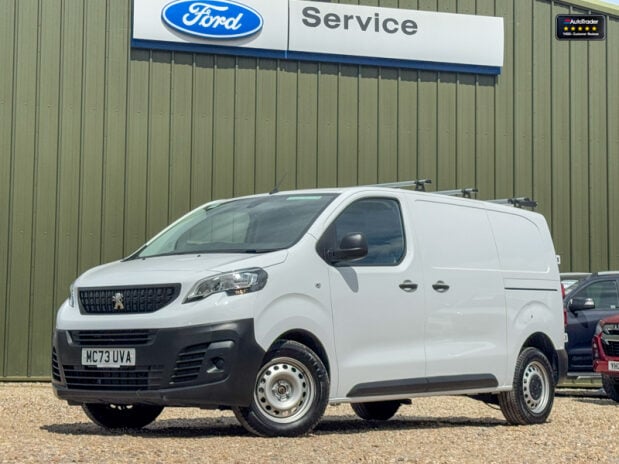 Peugeot Expert MWB L2H1 Bluehdi Professional Premium Plus Air Con Cruise EURO 6 1