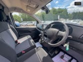 Peugeot Expert MWB L2H1 Bluehdi Professional Premium Plus Air Con Cruise EURO 6 15