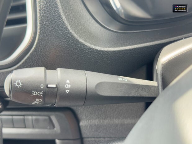 Peugeot Expert MWB L2H1 Bluehdi Professional Premium Plus Air Con Cruise EURO 6 18