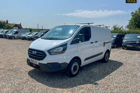 Ford Transit Custom SWB L1H1 Low Roof 300 Base Side Door EURO 6 NO VAT