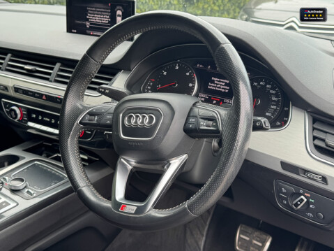 Audi Q7 (Sold) 3.0 TDI V6 S line SUV 5dr Diesel Tiptronic quattro Euro 6 (s/s) (218 11