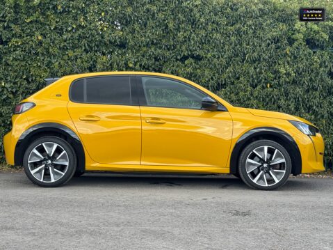 Peugeot 208 GT Premium Hatchback 50kWh 5dr Electric Motor Auto (136 ps) 3