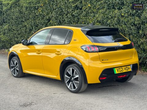 Peugeot 208 GT Premium Hatchback 50kWh 5dr Electric Motor Auto (136 ps) 37