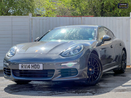 Porsche Panamera 3.0D V6 Hatchback 5dr Diesel TiptronicS Euro 5 (s/s) (300 ps)