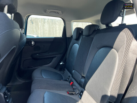 Mini Countryman 1.5 Cooper Classic SUV 5dr Petrol Steptronic Euro 6 (s/s) (136 ps)[Tadley] 17