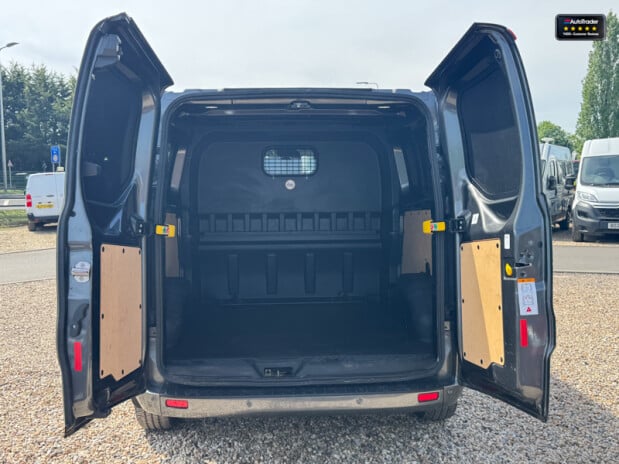 Ford Transit Custom Crew Cab AUTO LWB L2H1 Limited Alloys Air Con Camera Sensors EURO 6 9