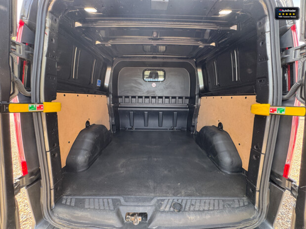 Ford Transit Custom Crew Cab AUTO LWB L2H1 Limited Alloys Air Con Camera Sensors EURO 6 10