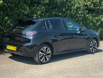 Peugeot 208 (Sold) 50kWh GT Premium Hatchback 5dr Electric Motor Auto (7kW Charger) (13 31