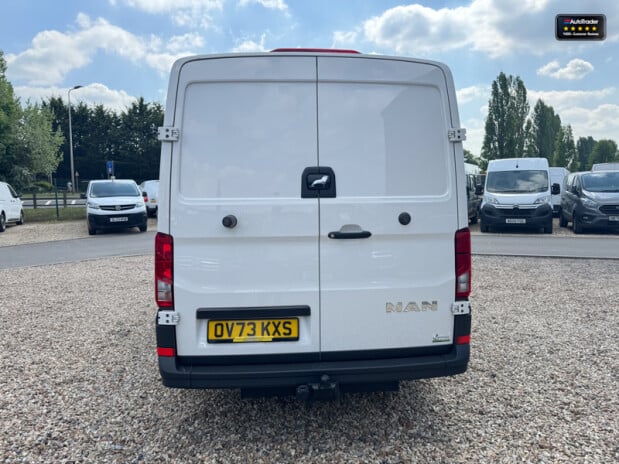 MAN TGE SWB L1H1 3.140 P/V Lion Xs Air Con Tow Bar EURO 6 NO VAT 7