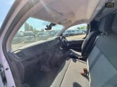 Vauxhall Vivaro LWB L2H1 Low Roof F2900 Prime Air Con Navigation Sensors EURO 6 11