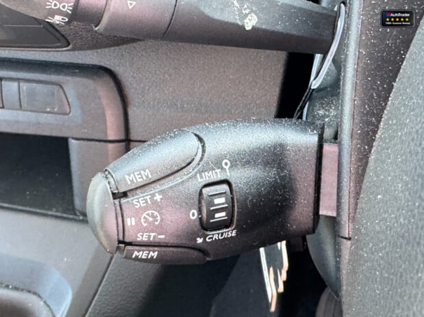 Vauxhall Vivaro LWB L2H1 Low Roof F2900 Prime Air Con Navigation Sensors EURO 6 18