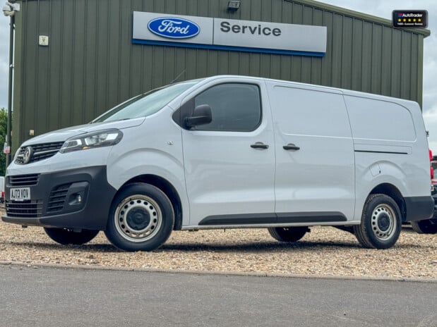 Vauxhall Vivaro LWB L2H1 Low Roof F2900 Prime Air Con Navigation Sensors EURO 6 1