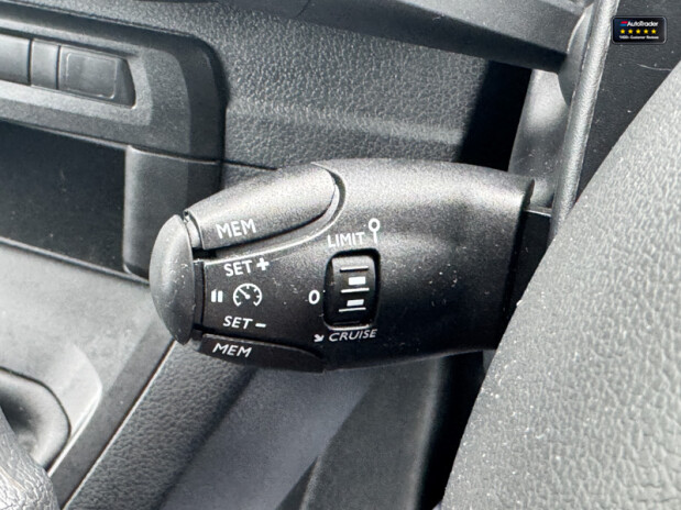 Vauxhall Vivaro LWB L2H1 Low Roof F2900 Prime Air Con Navigation Sensors EURO 6 18