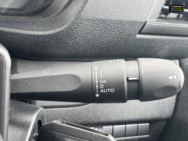 Vauxhall Vivaro LWB L2H1 Low Roof F2900 Prime Air Con Navigation Sensors EURO 6 19