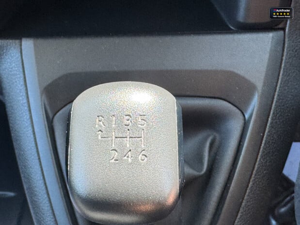 Vauxhall Vivaro LWB L2H1 Low Roof F2900 Prime S/S Air Con Navigation Sensors EURO 6 34