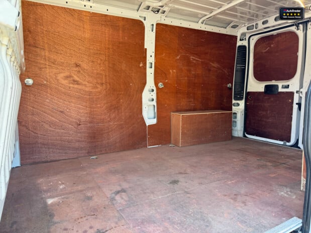 Citroen Relay MWB L2H1 Low Roof X 35 Bluehdi EURO 6 13