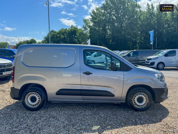 Vauxhall Combo SWB L1H1 [SOLD MT] Low Roof 2000 Edition S/S EURO 6 5