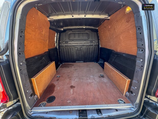 Vauxhall Combo SWB L1H1 [SOLD MT] Low Roof 2000 Edition S/S EURO 6 9