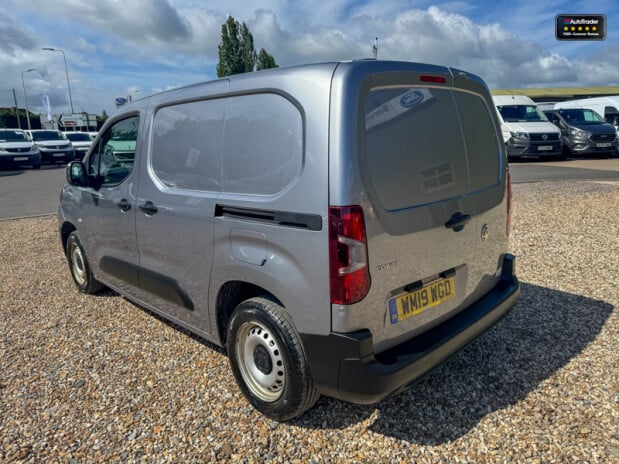 Vauxhall Combo SWB L1H1 [SOLD MT] Low Roof 2000 Edition S/S EURO 6 10