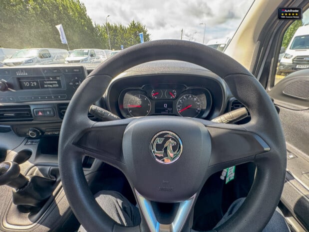 Vauxhall Combo SWB L1H1 [SOLD MT] Low Roof 2000 Edition S/S EURO 6 16