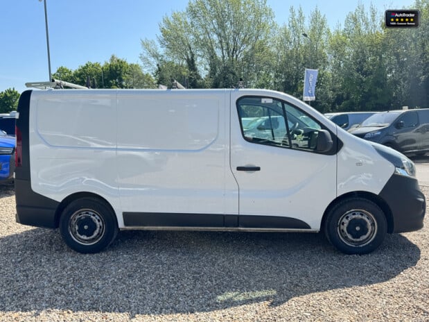 Vauxhall Vivaro SWB L1H1 Low Roof 2700 Cdti EURO 6 5