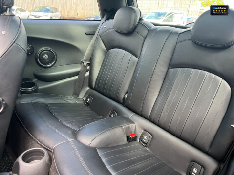 Mini Hatch John Cooper Works Hatchback 3dr Petrol Auto Euro 6 (s/s) (231 ps)[Tadley] 17