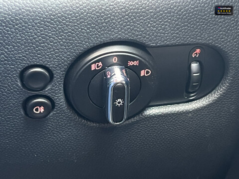 Mini Hatch John Cooper Works Hatchback 3dr Petrol Auto Euro 6 (s/s) (231 ps)[Tadley] 41