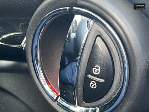 Mini Hatch John Cooper Works Hatchback 3dr Petrol Auto Euro 6 (s/s) (231 ps)[Tadley] 43