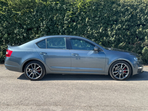 Skoda Octavia (Sold) 2.0 TDI vRS Hatchback 5dr Diesel DSG Euro 6 (s/s) 34
