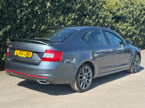 Skoda Octavia (Sold) 2.0 TDI vRS Hatchback 5dr Diesel DSG Euro 6 (s/s) 33