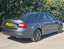 Skoda Octavia 2.0 TDI vRS Hatchback 5dr Diesel DSG Euro 6 (s/s) 33