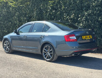 Skoda Octavia 2.0 TDI vRS Hatchback 5dr Diesel DSG Euro 6 (s/s) 6