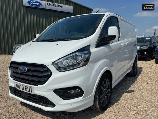 Ford Transit Custom AUTO SWB L1H1 290 Sport Air Con Alloys Nav Sensors EURO 6 2