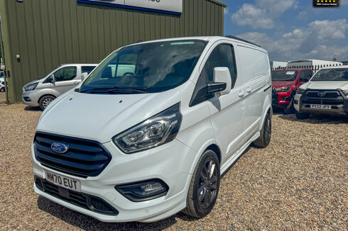 Ford Transit Custom AUTO SWB L1H1 290 Sport Air Con Alloys Nav Sensors EURO 6