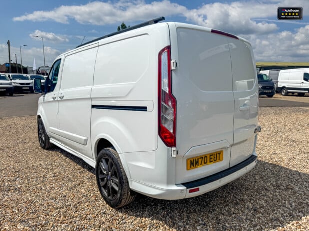 Ford Transit Custom AUTO SWB L1H1 290 Sport Air Con Alloys Nav Sensors EURO 6 10