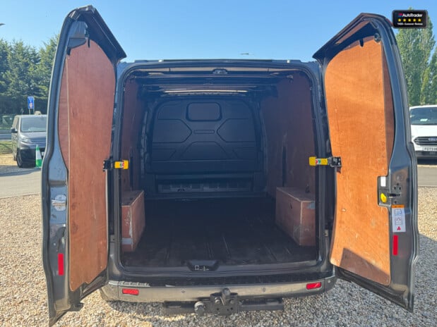 Ford Transit Custom AUTO LWB L2H1 300 Limited Air Con Alloys Sensors EURO 6 NO VAT 8