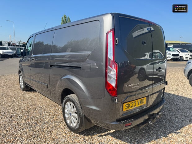 Ford Transit Custom AUTO LWB L2H1 300 Limited Air Con Alloys Sensors EURO 6 NO VAT 10