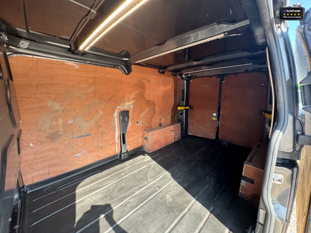 Ford Transit Custom AUTO LWB L2H1 300 Limited Air Con Alloys Sensors EURO 6 NO VAT 11