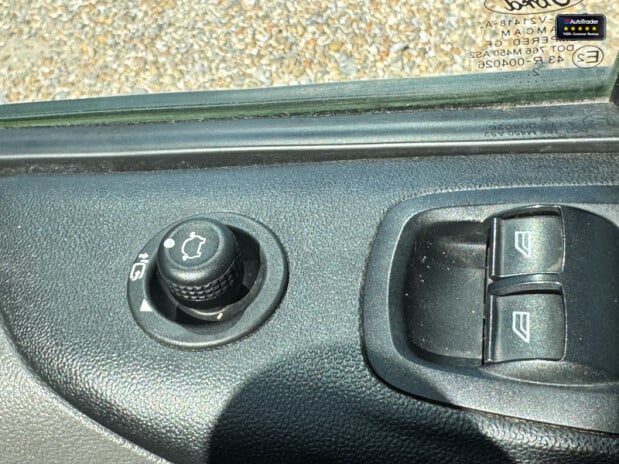 Ford Transit Custom AUTO LWB L2H1 300 Limited Air Con Alloys Sensors EURO 6 NO VAT 23