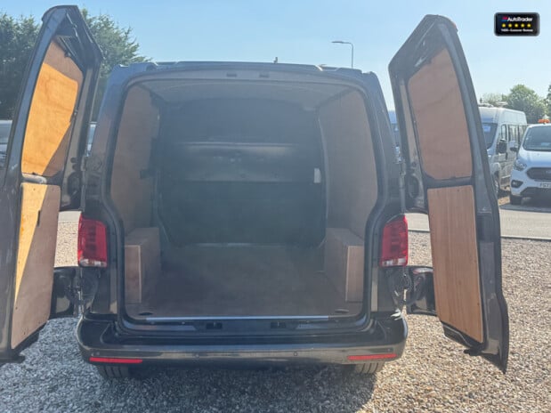 Volkswagen Transporter AUTO SWB L1H1 T30 Tdi Highline Alloys Air Con Camera EURO 6 NO VAT 8