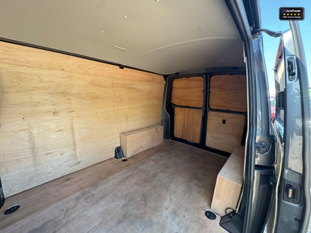 Volkswagen Transporter AUTO SWB L1H1 T30 Tdi Highline Alloys Air Con Camera EURO 6 NO VAT 11