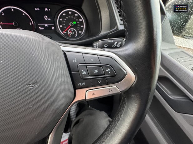 Volkswagen Transporter AUTO SWB L1H1 T30 204bhp Tdi Highline Alloys Air Con Camera EURO 6 SELECT 19