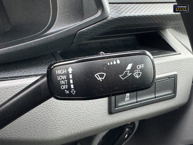 Volkswagen Transporter AUTO SWB L1H1 T30 204bhp Tdi Highline Alloys Air Con Camera EURO 6 SELECT 22