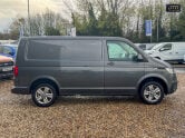 Volkswagen Transporter AUTO SWB L1H1 T30 204bhp Tdi Highline Alloys Air Con Camera EURO 6 SELECT 6
